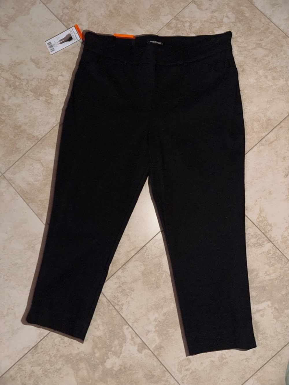 Cropped pants